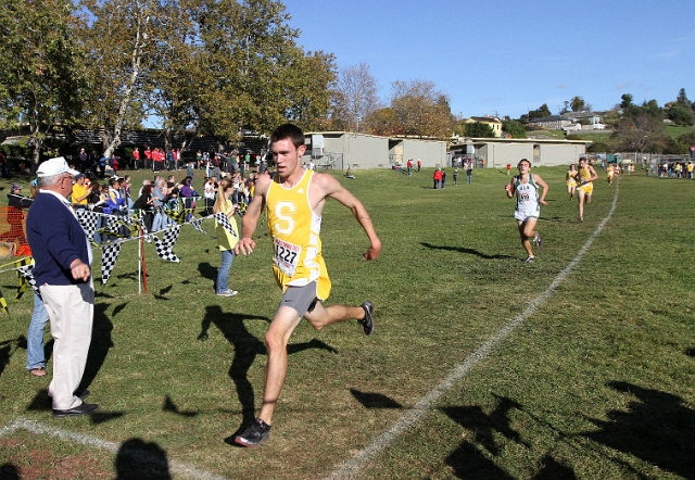 NCS XC D1 Boys-067.JPG - 2009 North Coast Section Cross Country Championships, Hayward High School, Hayward, California